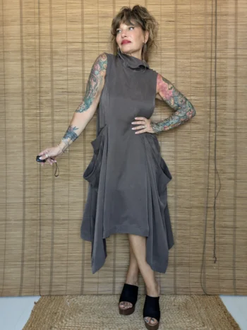 Vestido Asimétrico Bolsillos