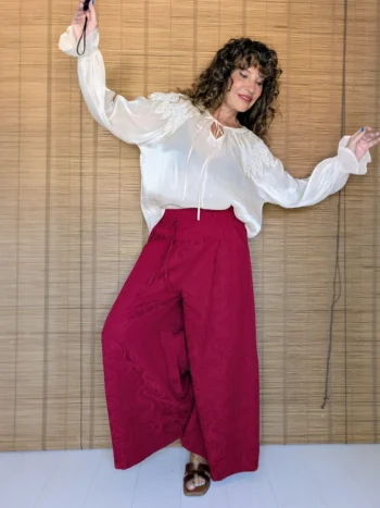 Pantalón brocado